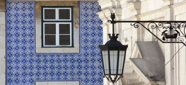 Farbige Fliesenkunst: Die Azulejos von Lissabon